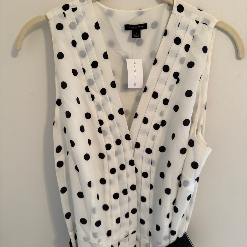 Ann Taylor Black and White Sleeveless V-Neck Midi Dress